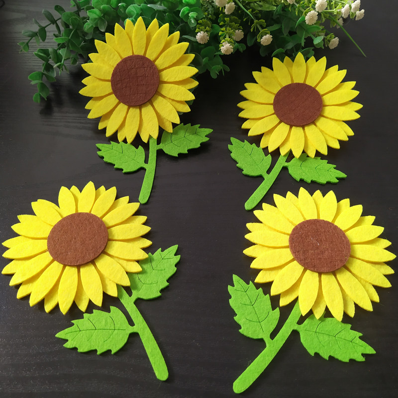 Kindergarten classroom environmental materials Primary school blackboard paper theme wall decoration flowers flowers material non-woven wall stickers