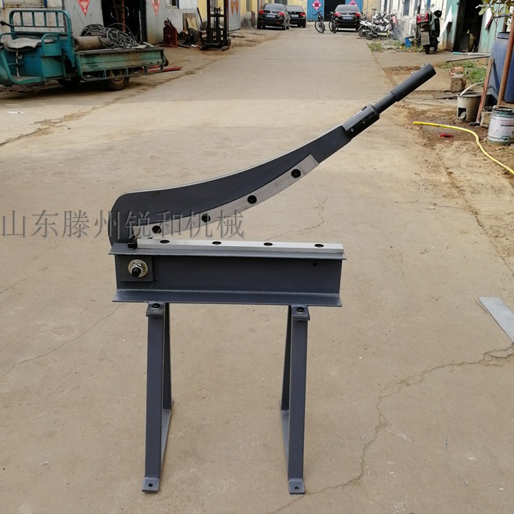 New manual pendulum-type Trigger Gate Type Guillotine Shearer Blade Crocodile Shearing Cutter Guillotine Cutter Shearer Iron Sheet Cut