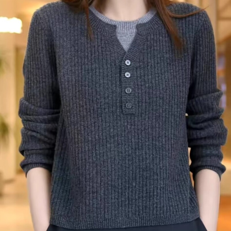 Fake Two-Piece Round Neck Sweater for Women, New Autumn and Winter Style, Small Open Collar, Fashionable and Elegant Knitwear, Short Loose Slimming Top