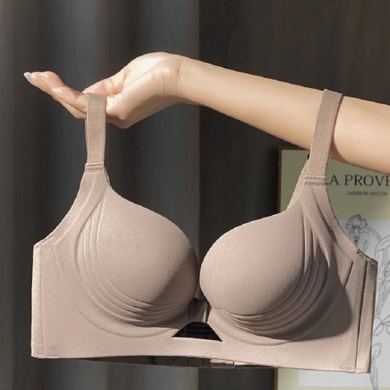 多情猫2024新款小胸聚