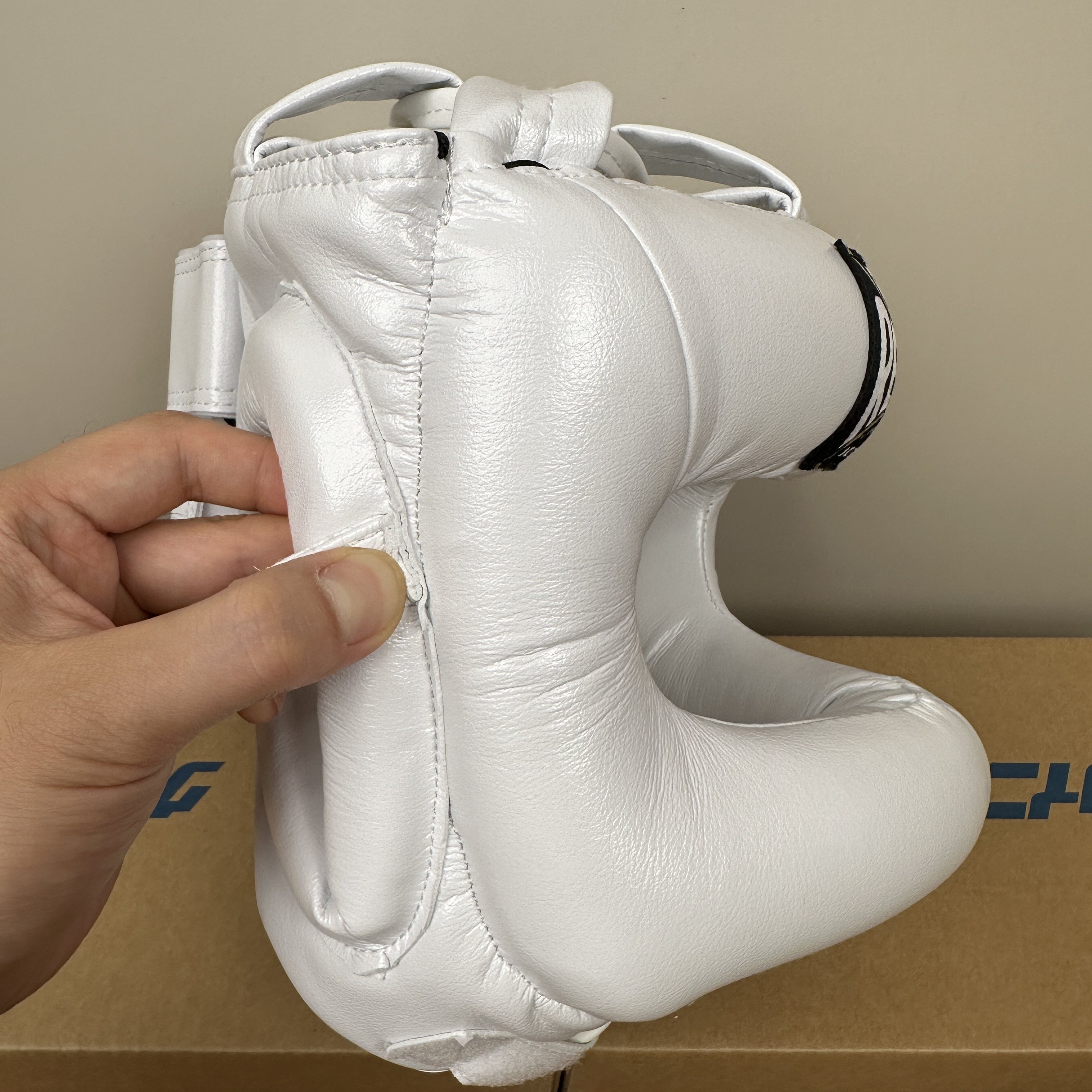 Шлем для бокса h7 reyes雷耶斯同款护头横梁猴脸成人护脸鼻拳击搏击泰拳格斗护具