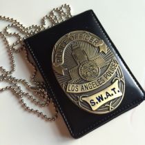 Hot-selling Los Angeles metal badge multi-card card bag document holder can be installed in the drivers license document bag