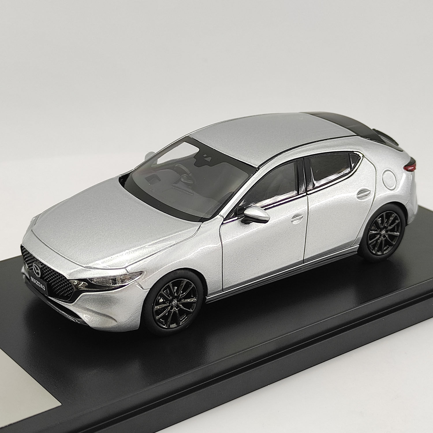 MAZDA3モデルカー 1/43 Hi-Story 1/43 MAZDA 3 Hatchback Silver Resin Car Model | eBay