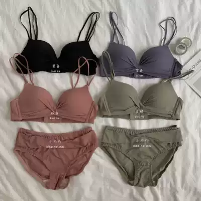 Summer 2021 new girly sense seamless underwear women without steel rings gather sexy back bra two-piece suit women