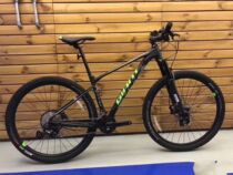 GIANT 2020 XTCSLR2 aluminum alloy oil disc brake 27 5 inch 24 speed air fork mountain bike