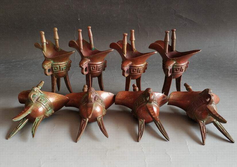 30 years maotai red copper wine glass wine bottle wine jue 30 years old wine box gift