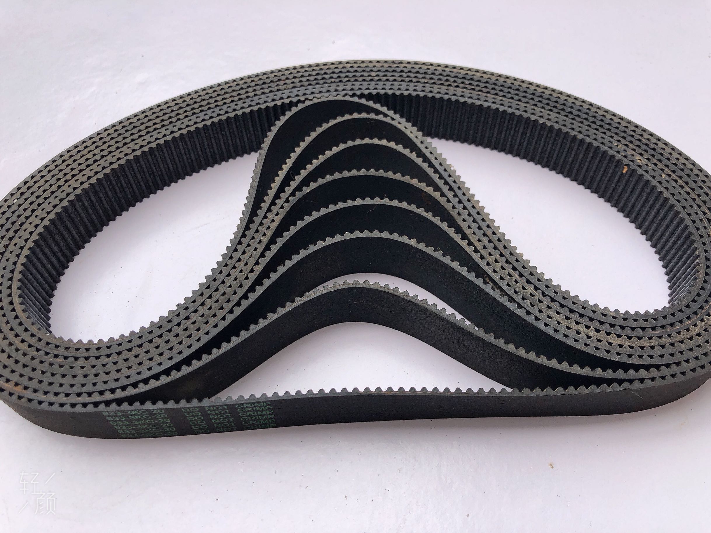 Brother 842 845 872-5 double needle car fine tooth timing belt 633-3KC-20 belt 210 tooth transmission belt