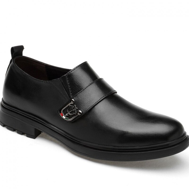 Casual leather shoes men business leather men's shoes England lazy shoes with a foot of 2020 new breathable men's shoes