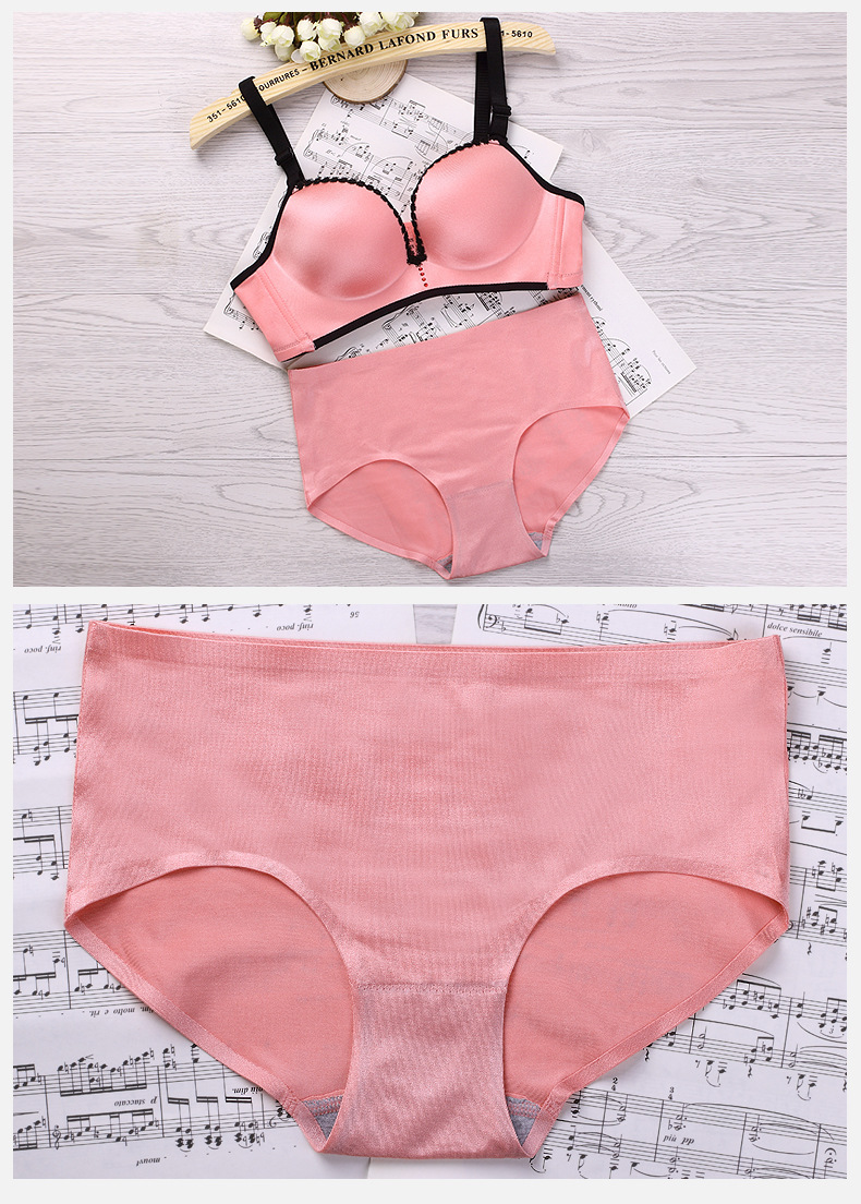 Ngực phụ nữ nhỏ không có dấu vết 5cm siêu dày aa sọ nửa cốc đồ lót Bộ năm nay áo ngực lớn màu đỏ thu thập áo ngực cho người ngực to