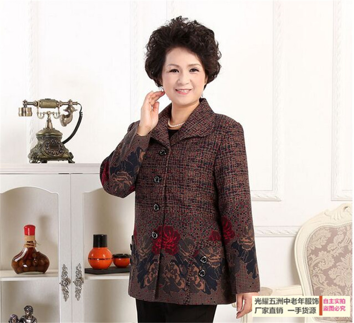 Ưu đãi đặc biệt cho các bà mẹ trung niên và bà già mùa xuân Bọ cạp phụ nữ cao tuổi cộng với phân bón để tăng mùa xuân và mùa thu áo sơ mi dài tay áo khoác cho mẹ 40 tuổi