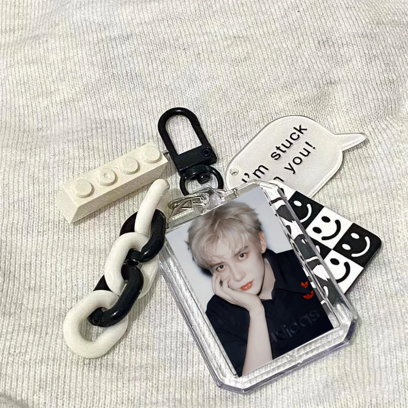 Star Wang Anyu Merchandise DIY Black and White Smiley Face Building Block Keychain Backpack Pendant Student Fan Creative Gift
