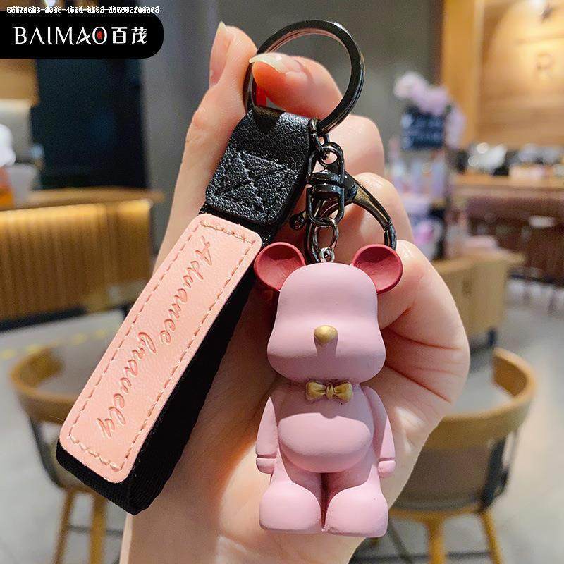 Nordic Collar Bear Key Buckle Woman Cute Creative Small Bear Car Key Pendant Couple School Bag Hanging Accessories Keychain
