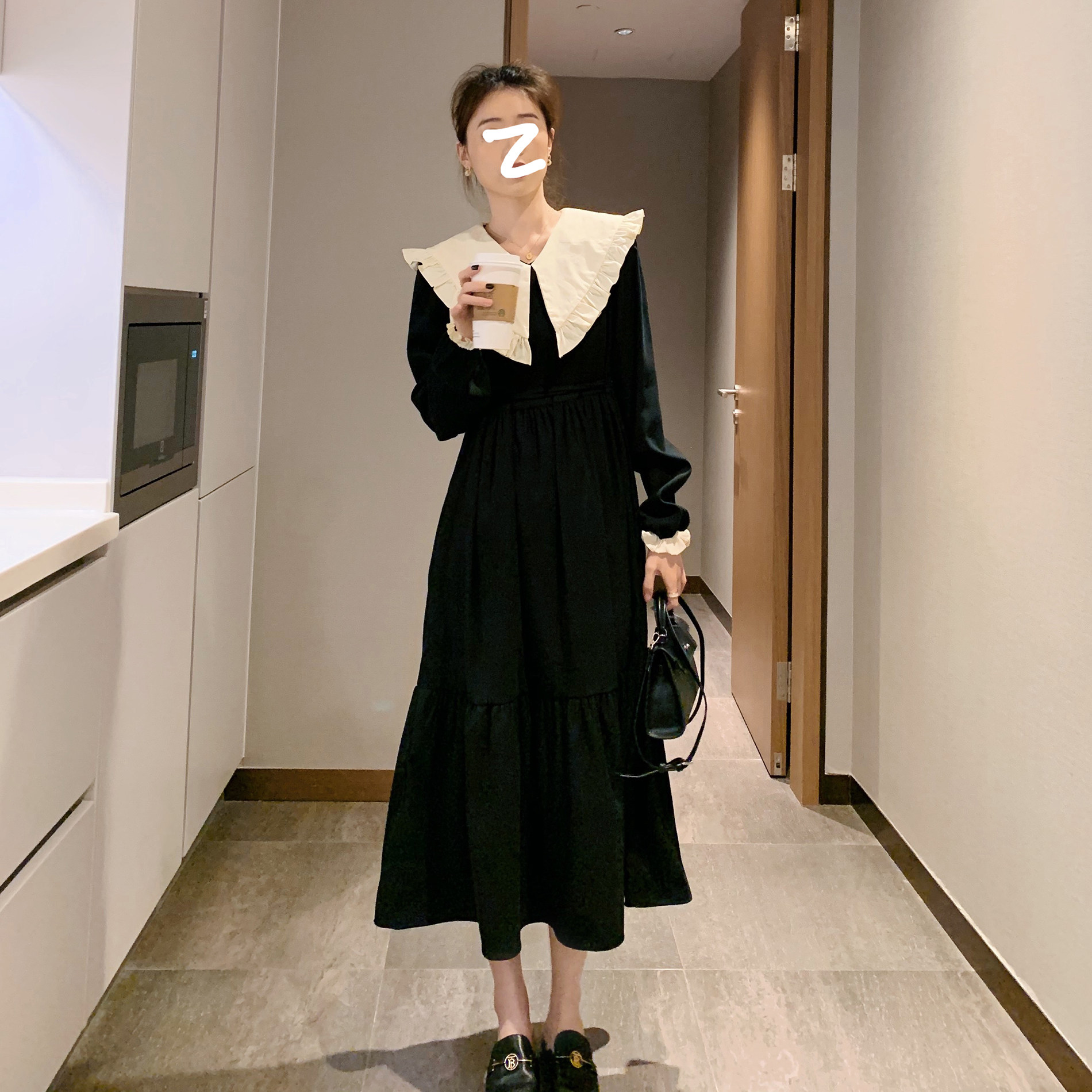 Doll collar slim fit women 2022 spring new French style retro temperament Long sleeves Herbenwind black dresses