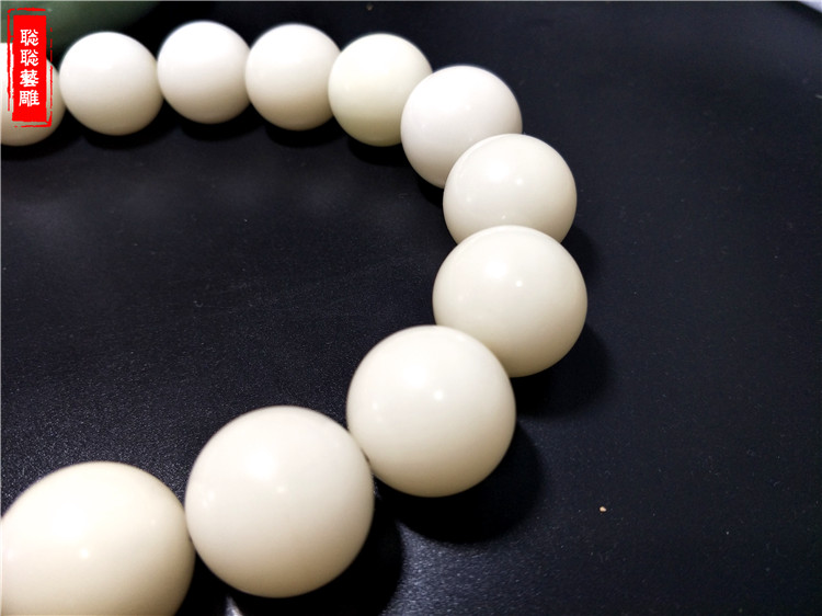 Ngọc trắng tự nhiên Bodhi Bodhi Hạt 18 Hạt cầm tay Vòng tay Vòng tay Mân côi Nam nữ - Vòng đeo tay Clasp vòng đeo tay phong thủy