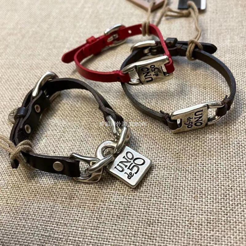 The Qingkura State now does not back out of the Spanish UNOde50 silver lock cow leather hands to the European and American men and women with light and luxurious INS