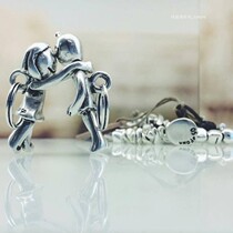 Spanish tide card UNOde50 boy girl key button couple Valentines Day separable pendant silver to be old