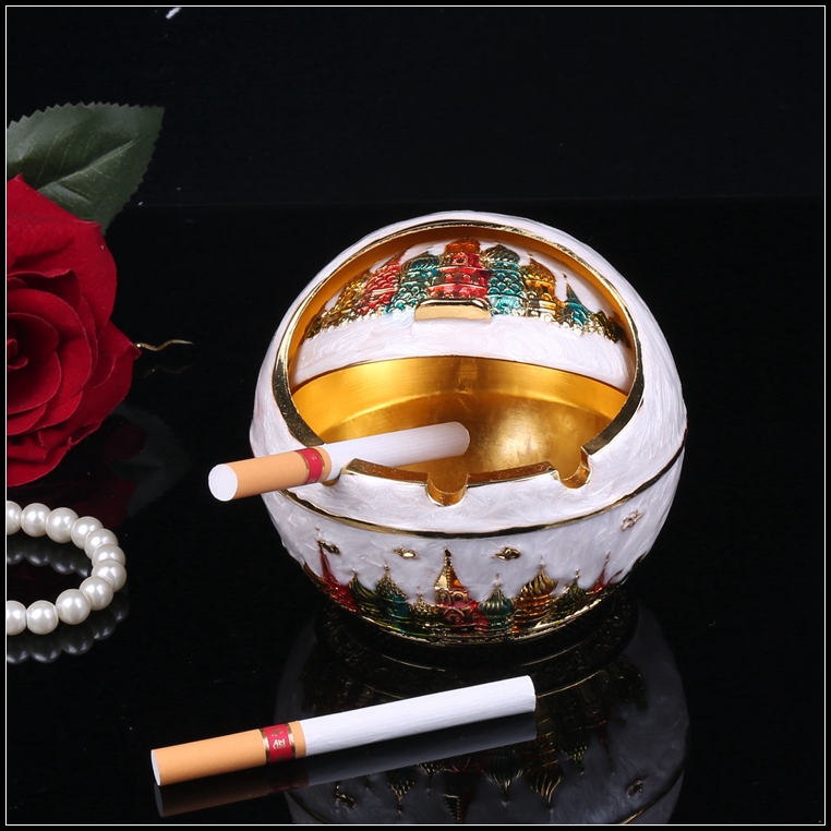 Color metal alloy enamel drop glue handicraft decoration ashtray large castle European creative personality hotel