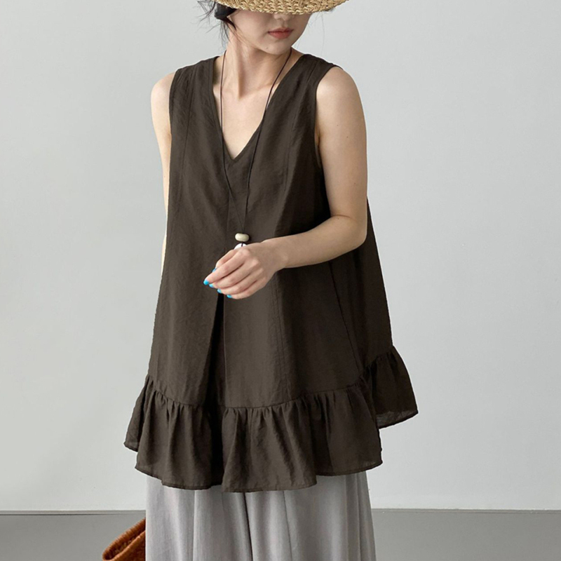 Korean Style Relaxed Sleeveless Vest, Loose A-Line, Covers the Body, Ruffled Hem, Commuter Style, Elegant Babydoll Shirt, Summer Korean Style Relaxed Sleeveless Vest, Loose A-Line, Covers the Body, Ruffled Hem, Commuter Style, Elegant Babydoll Shirt, Summer