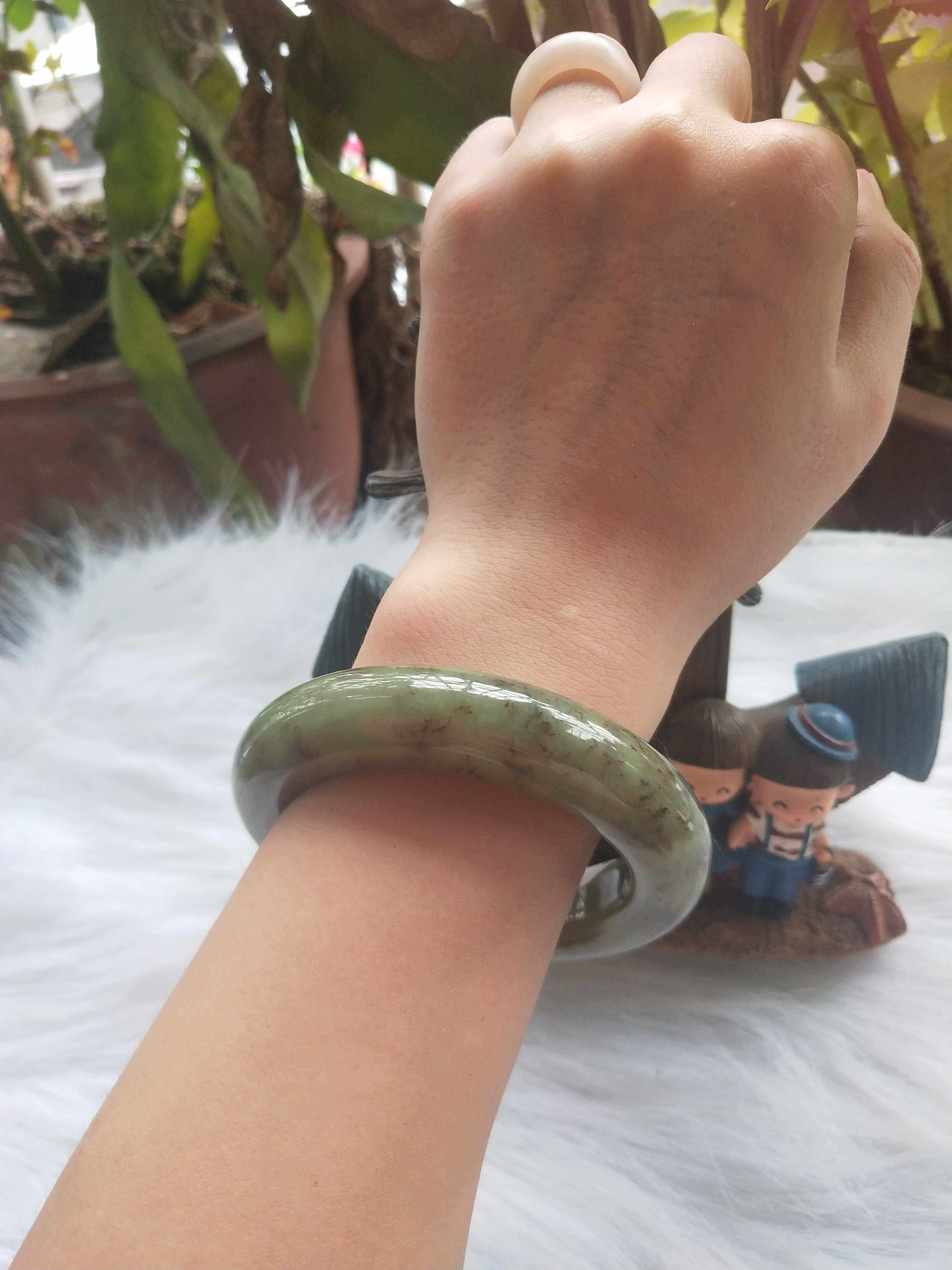 Muzi shopkeeper and Tian Jade yellow mouth BAO WEN sweet-scented osmanthus cake Loach back bracelet