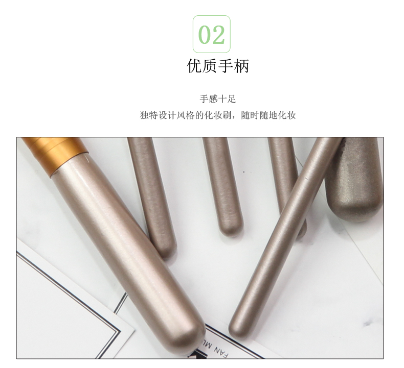 Bàn chải trang điểm 7 Piece Set Foundation Blush Brush Iron Box Công cụ trang điểm Brush Brush Lip Brush - Các công cụ làm đẹp khác dán mí