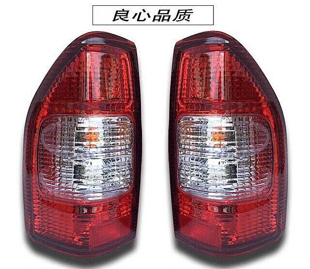 Adapted to Jianghuai Rui Suzuki Suzuki's rear brake light Miao Dongfeng Tiger's view of the rear tail lights-Taobao