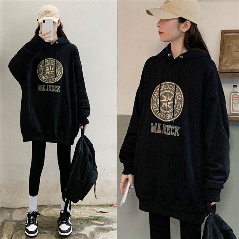 Japanese pregnant women's winter clothing blouses 2021 The new fashion foreign sends a cap sports shirt with a large size and a large size of a surrogacy