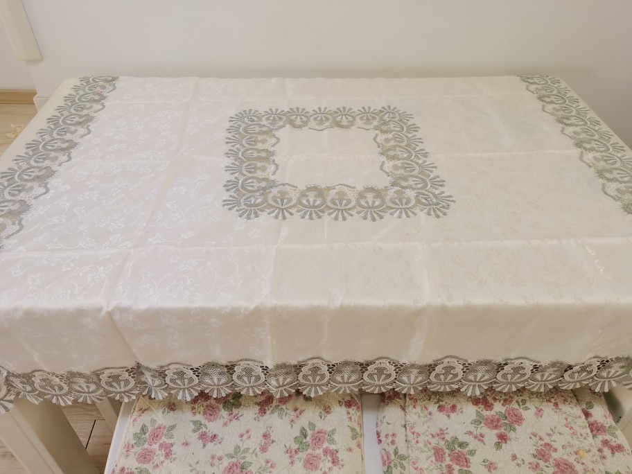 Foreign trade Qingkura special price home daily lace cover towels table cloth