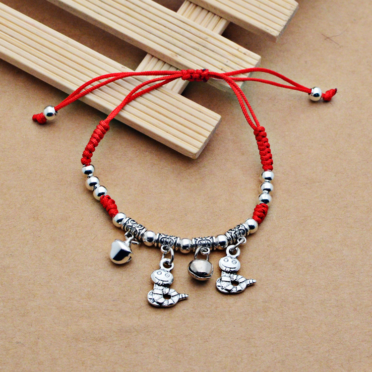 Vintage đỏ dây chuông vòng chân nữ sinh năm 12 cung hoàng đạo dệt gió cổ bạn gái gợi cảm mắt cá chân chuỗi - Vòng chân vòng chân bạc nữ đẹp