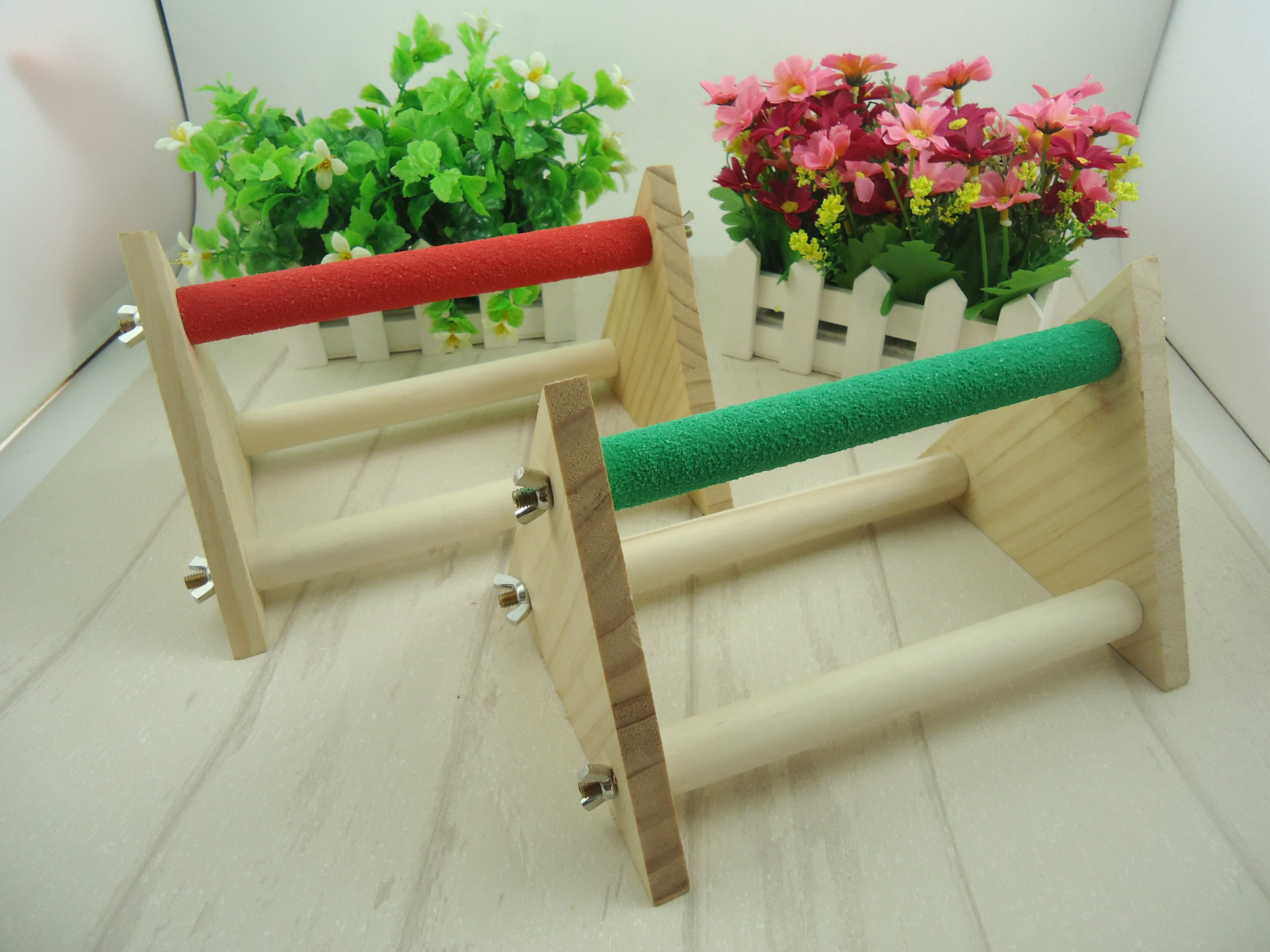 Large portable grinding claw stand parrot stand desk stand training parrot toy