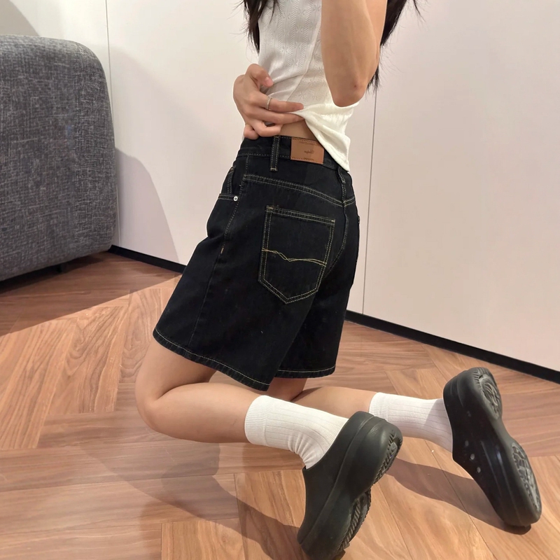 Dark Blue Denim Shorts for Women, Summer Plus Size, High-Waisted, Loose, Slimming, Hip-Covering, Pear-Shaped Body, Wide-Leg Mid-Length Pants Dark Blue Denim Shorts for Women, Summer Plus Size, High-Waisted, Loose, Slimming, Hip-Covering, Pear-Shaped Body, Wide-Leg Mid-Length Pants