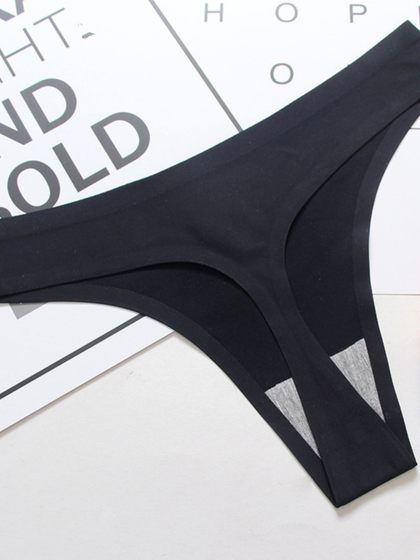 黑色无痕内裤女丁字裤一片式性感女胖mm瑜伽运动健身大码冰丝t裤