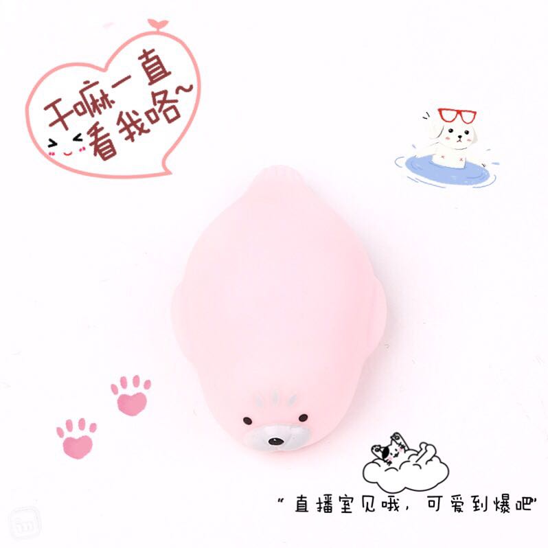 Very small and small, ah, a cute little toy pooch voice toy small dog puppies play