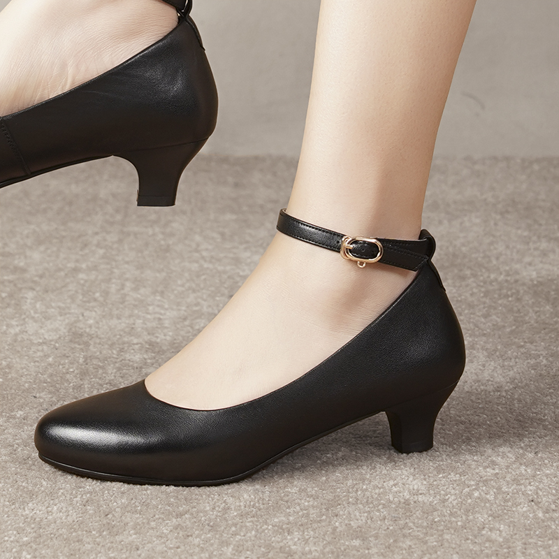 First Layer Cowhide Black Women's Leather Shoes, Women's Single-Strap High Heels, 3cm Small Heel, Round Toe, Comfortable for Feet, Large Size, Lace-Up First Layer Cowhide Black Women's Leather Shoes, Women's Single-Strap High Heels, 3cm Small Heel, Round Toe, Comfortable for Feet, Large Size, Lace-Up