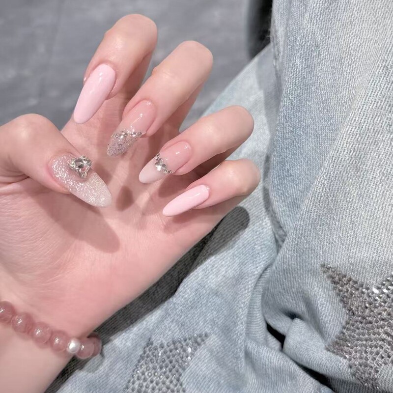 Handmade Long-Lasting Nail Art with a Sophisticated, Complexion-Enhancing, High-End Feel in Nude Pink with Sparkling Crushed Diamonds, Ready-Made Nail Patches