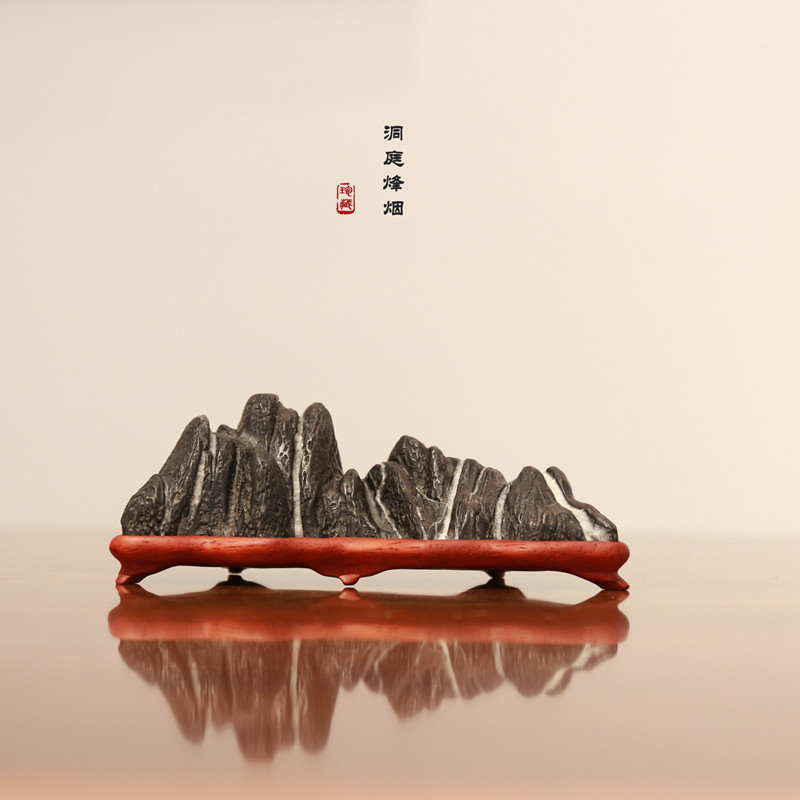 Taihu Stone Beacon Hill patron desk ornaments Mountain walking stone Qishi Rough stone Natural stone Grain stone Lingbi stone