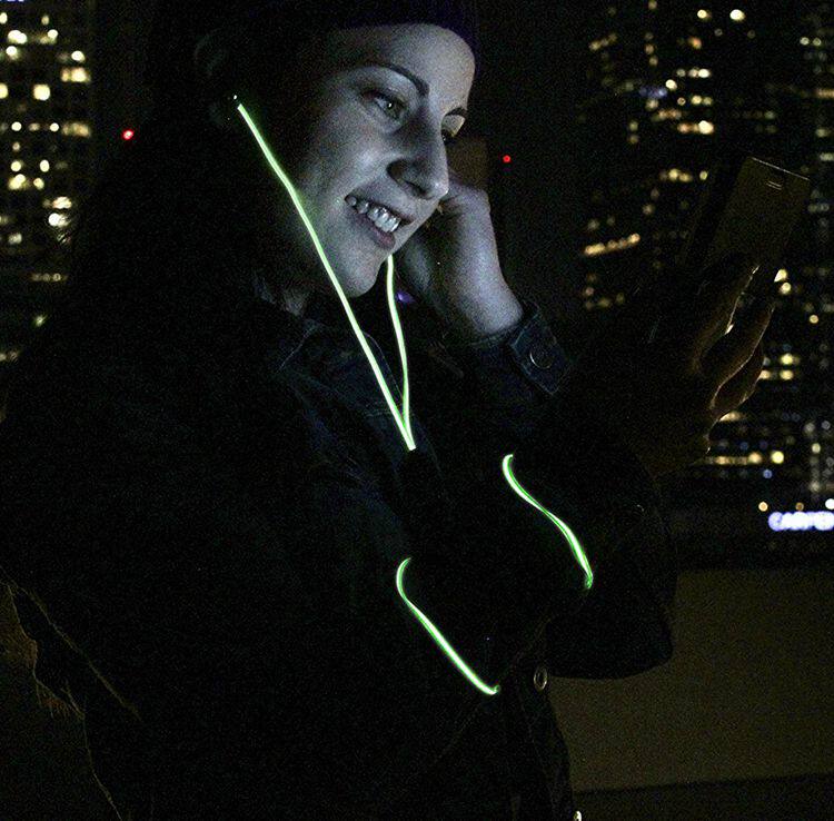 Night Rhythm Night Neon Effect Glowing Audio Cable In-Ear Headphones Blue Sports