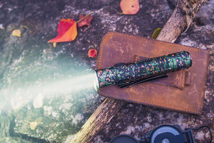 ОЛАЙТ воин / воин Warrior 3S яркий свет 2300 просвет пара кнопка тактический фонарик 