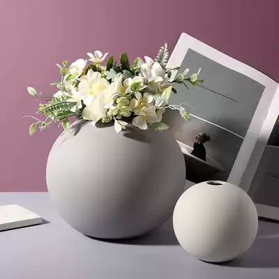 Modern minimalist vase decoration Home living room porch flower arrangement vase Nordic creative TV cabinet vase decoration
