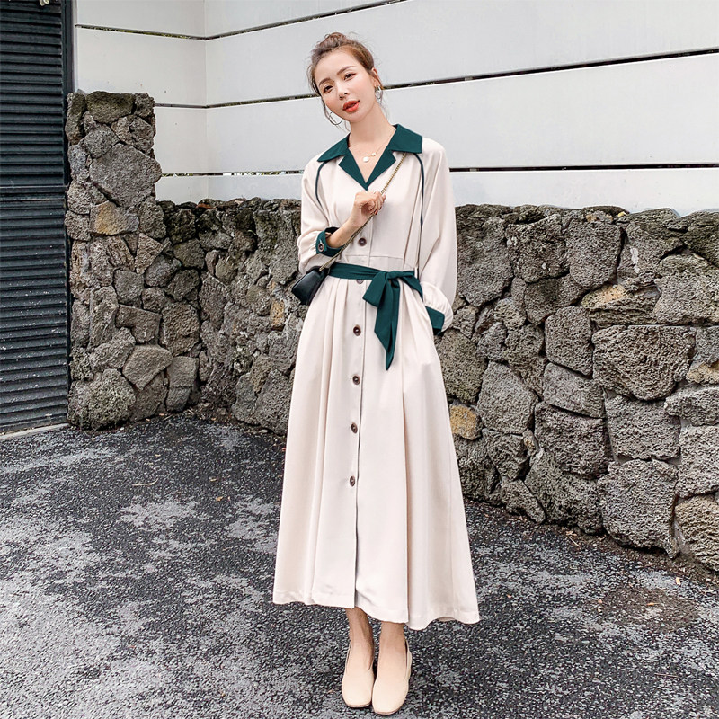Long-sleeved dress women's 2021 spring and autumn new French style retro temperament waist slimming bellflower color matching shirt long skirt