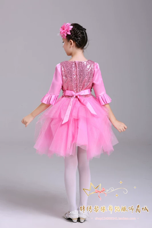 Thiếu nhi đọc thơ hợp xướng quần áo tiểu học mùa thu và mùa đông Trang phục múa dài tay trong trang phục biểu diễn lớn màu hồng