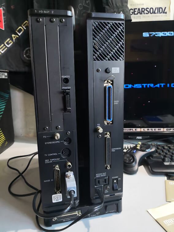 Sharp X68000 phiên bản phát hành đầu tiên của cỗ máy trò chơi cổ xưa năm 1987 CZ-600C để gửi tàu tuần dương vũ trụ - không - Kiểm soát trò chơi tay cầm chơi fifa online 4