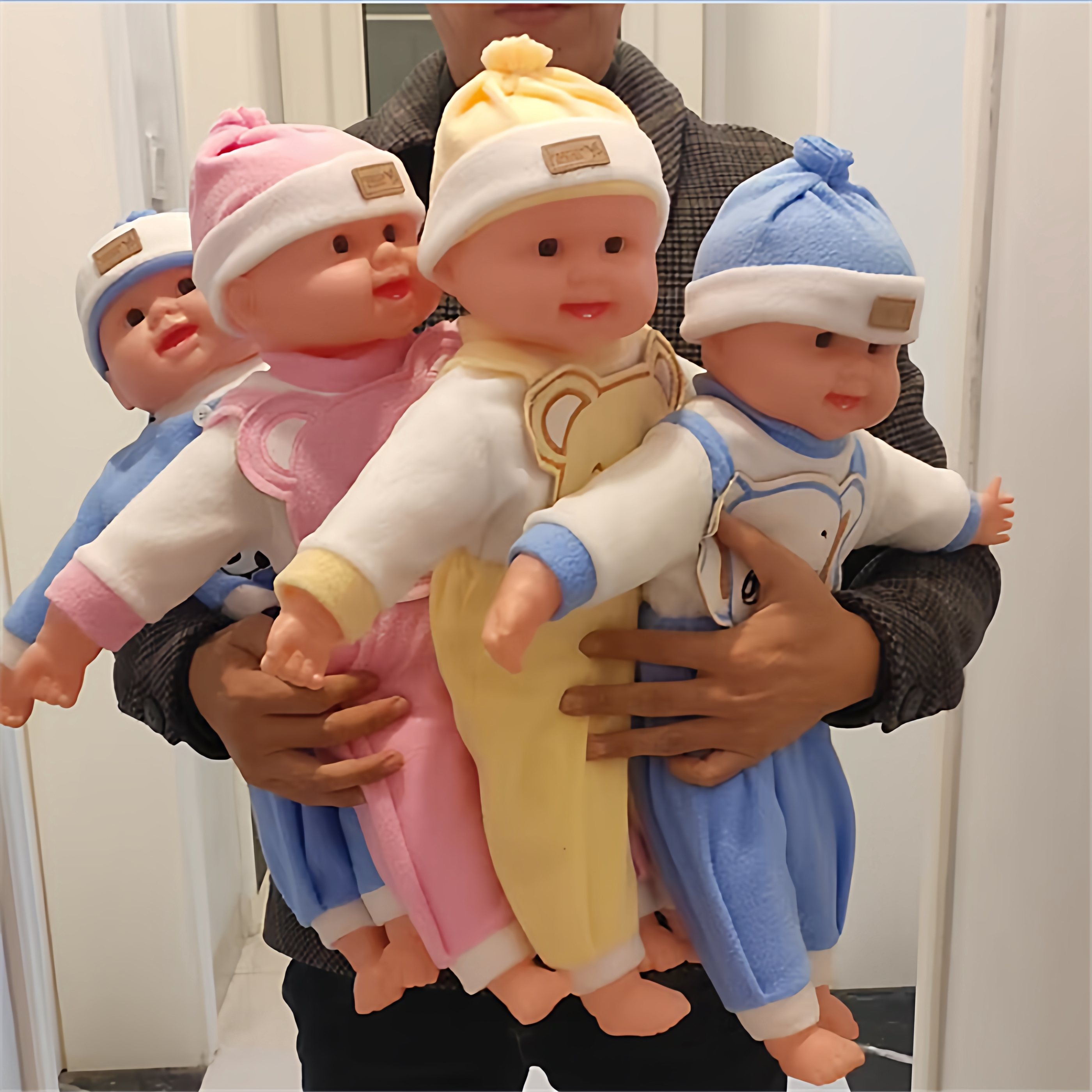 家事サービスおよび産科看護師の研修：リアルな赤ちゃん人形モデル、乳児介護士の教育補助教材、赤ちゃん用医療マネキン。