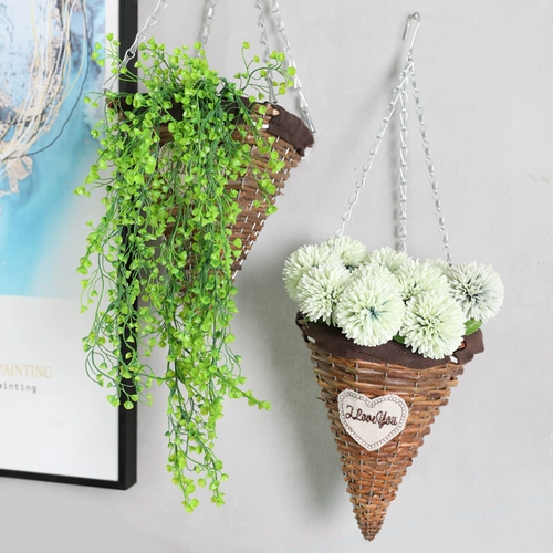 Висящая корзина цветочная стена -на балконе с балконами декоративные цветочные виноградные лозы.