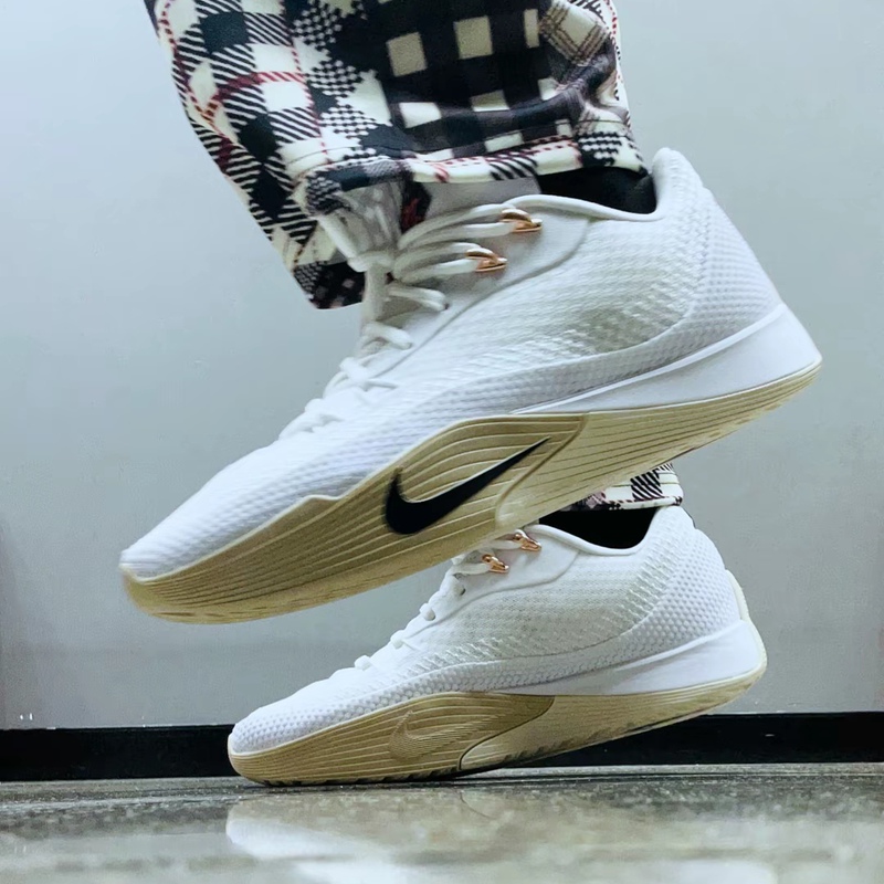 Nike S.T Flare Ep Unisex White Fashionable, Comfortable and Versatile Basketball Shoes Hf0232-100 Nike S.T Flare Ep Unisex White Fashionable, Comfortable and Versatile Basketball Shoes Hf0232-100