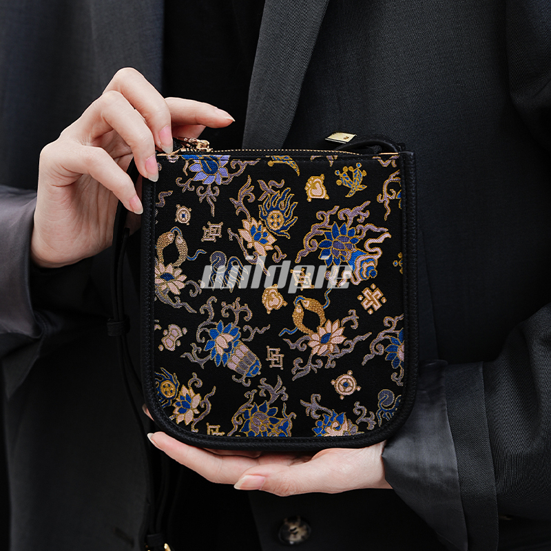 【Welfare Evelyn】New Chinese-Style Intangible Cultural Heritage Song Brocade Evelyn Mobile Phone Bag 17*5*13 【Welfare Evelyn】New Chinese-Style Intangible Cultural Heritage Song Brocade Evelyn Mobile Phone Bag 17*5*13