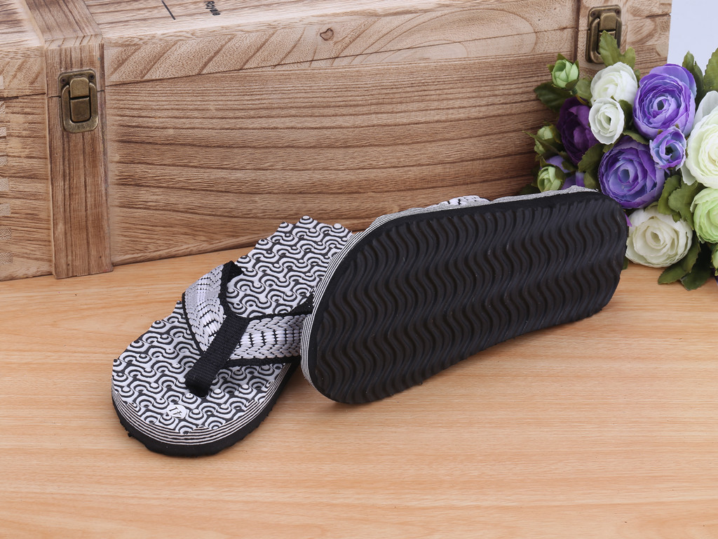 Mùa hè của nam giới dép massage flip flops bãi biển không thấm nước giày nhà người đàn ông giản dị của dép không trượt bọt kích thước lớn