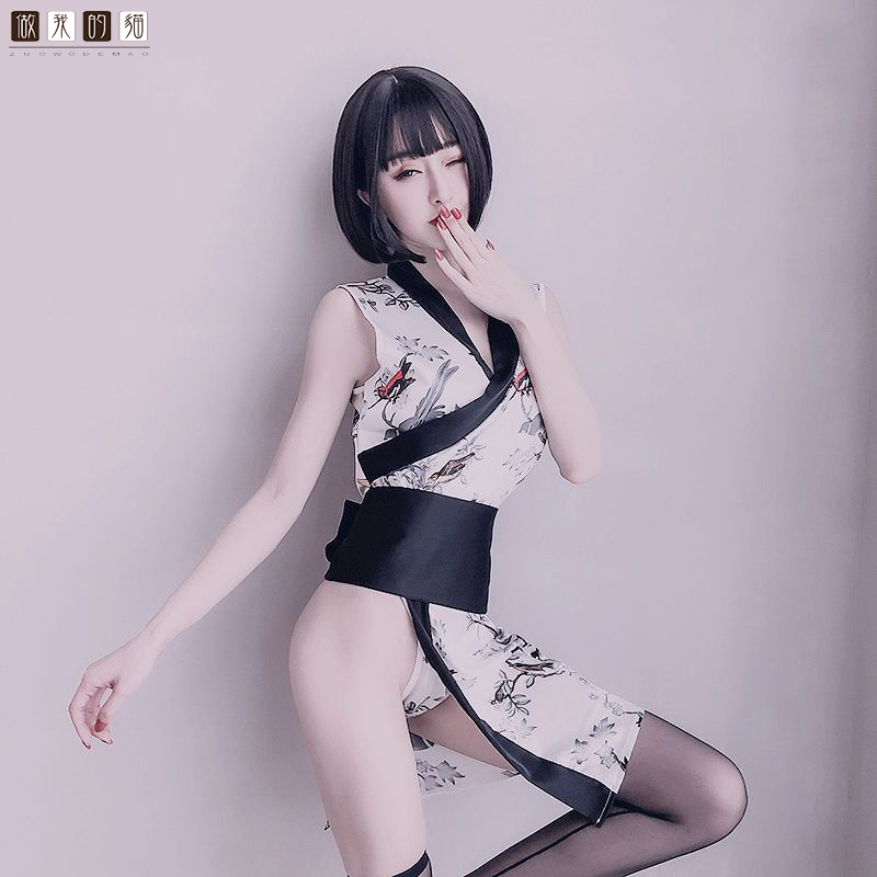 Do my cat: Spice And Open Fork Hollowed-out Sexy Underwear Lady Retro Suit Ice Silk Qipao Pyjamas