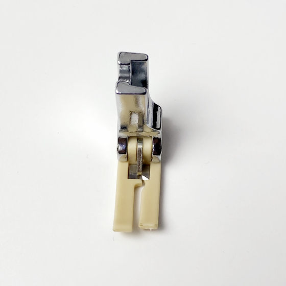 杰克A5电脑平车塑料带刀压脚电动缝纫机配件铁氟龙耐磨防鸟巢压脚