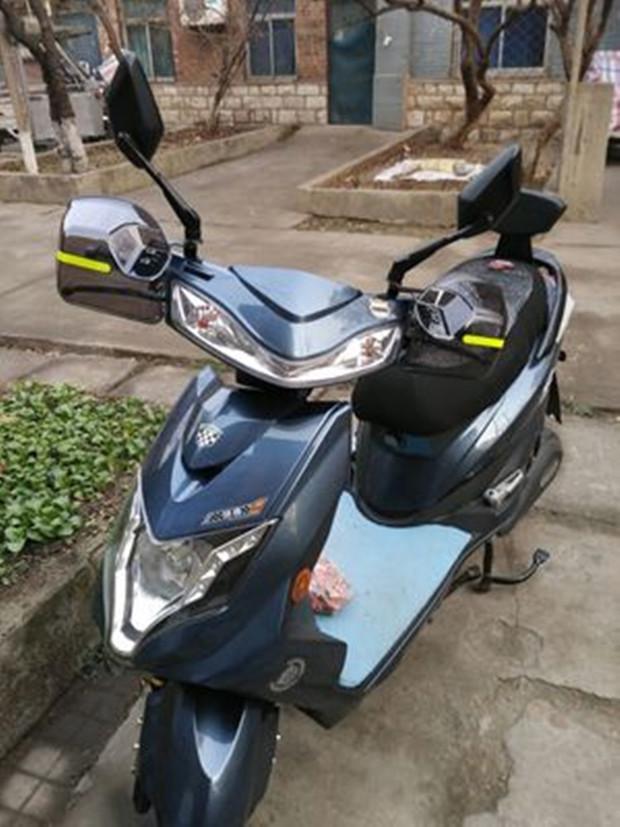 Xe máy xử lý kính chắn gió xe điện tay kính chắn gió xe tay ga bảo vệ kính chắn gió phổ kính chắn gió - Kính chắn gió trước xe gắn máy kính chắn gió xe lead