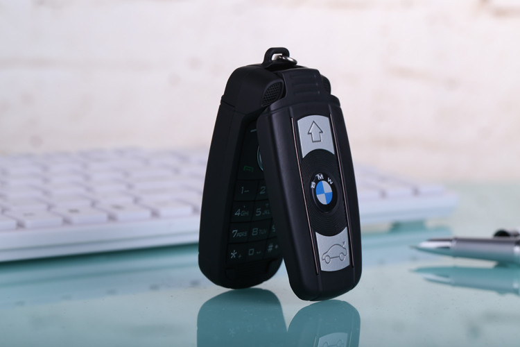 ulcool / V1 nhạc sĩ tài năng mát thời trang lật Business Keychain nhỏ thể thao điện thoại sinh viên xe tùng đứa trẻ nhỏ - Điện thoại di động đt huawei